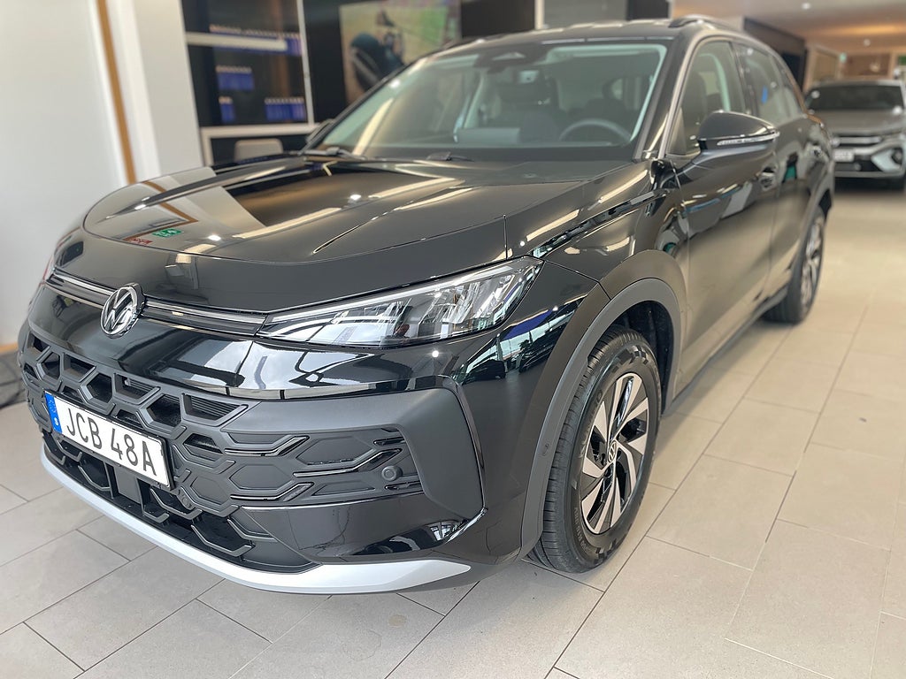 Volkswagen T-Roc NYA T-Roc eTSi privatleasing fr. 2995kr AUG ERBJUDANDE