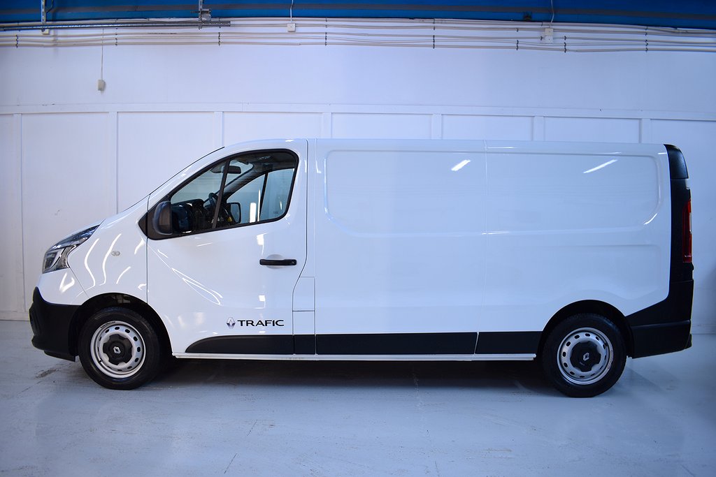 Renault trafic Skåpbil 3.0t 2.0 dCi L2H1 B-Kamera  MOMS