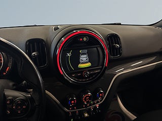 MINI Countryman Cooper SE ALL4 Salt II S&V-hjul/Navi/Psens/Farthållare