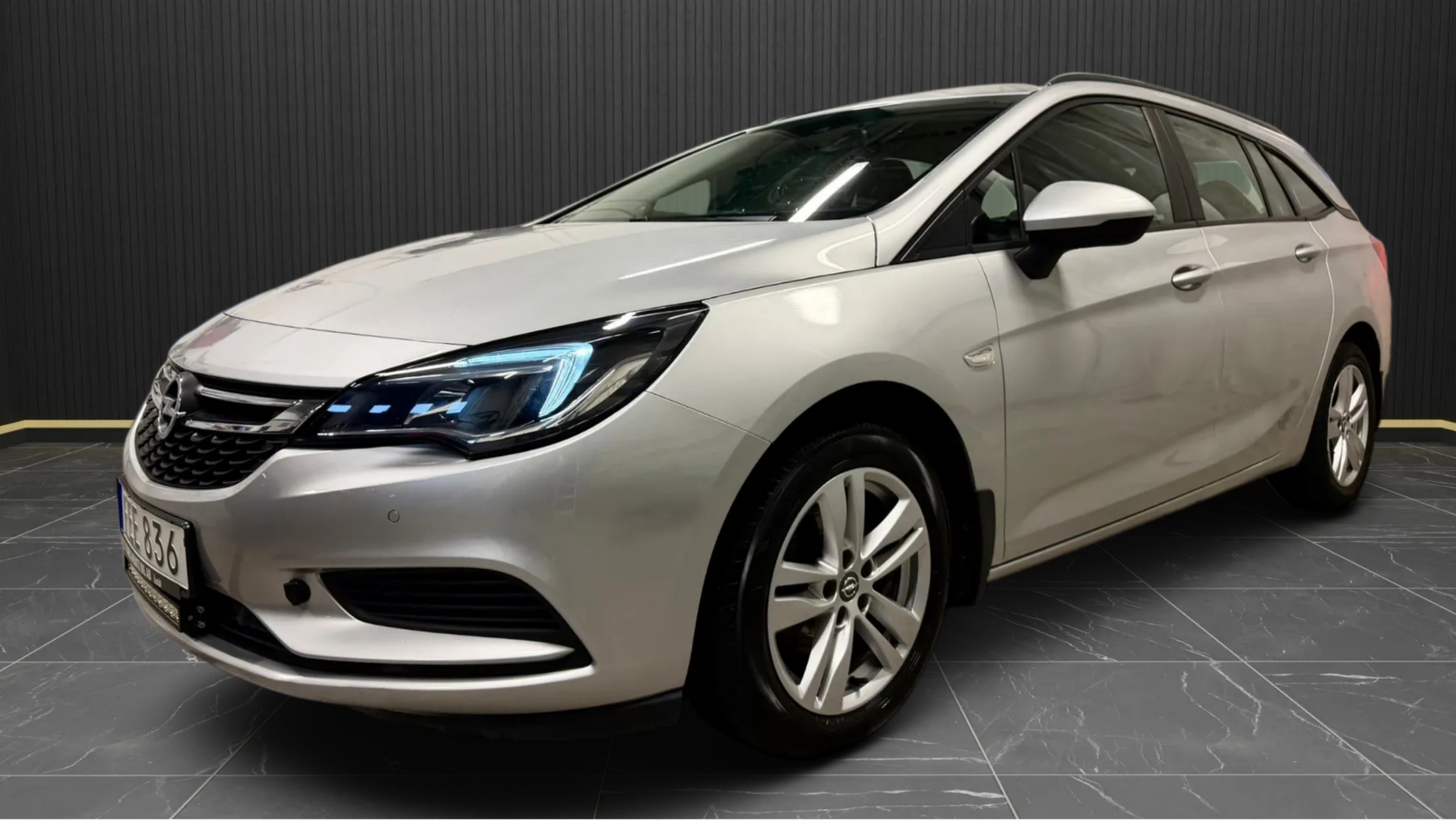 Opel Astra 2018, photo 2/35