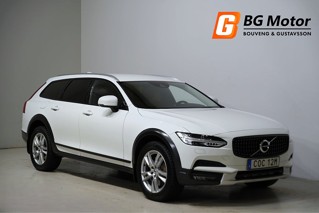 Volvo V90 Cross Country D4 AWD 190hk Aut Momentum Drag/PDC/Värmare