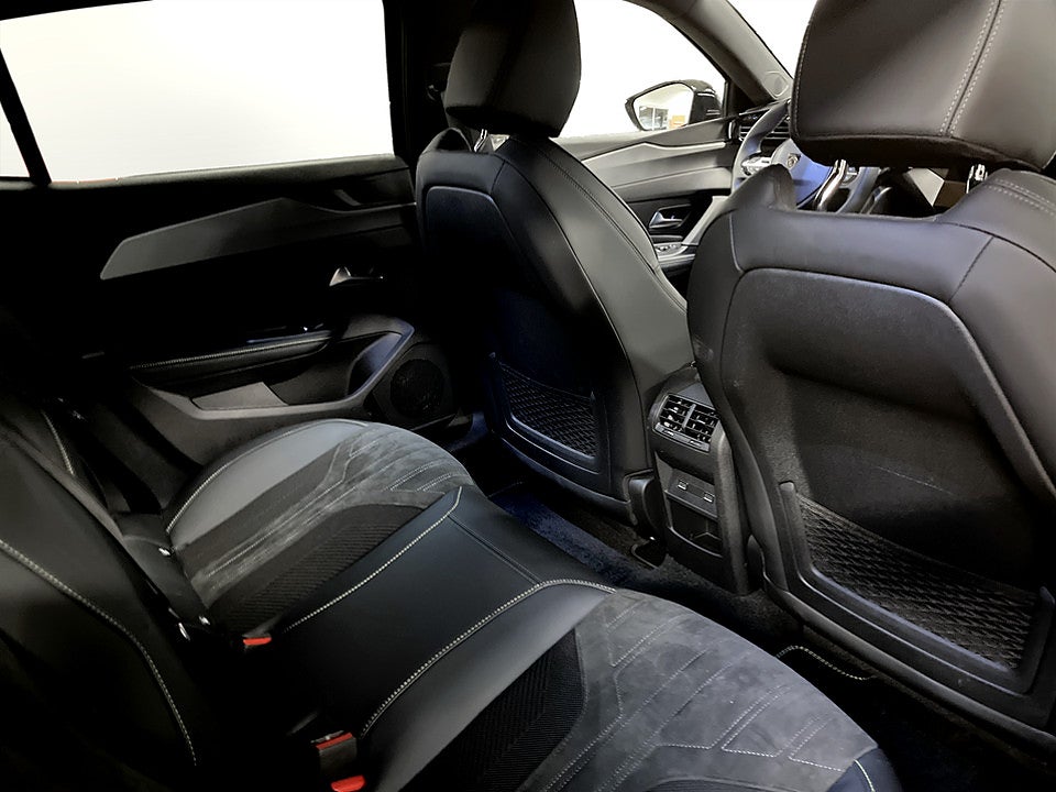 Bild på Peugeot 408 GT 1.2 PT 130hk Aut B-KAMERA CARPLAY