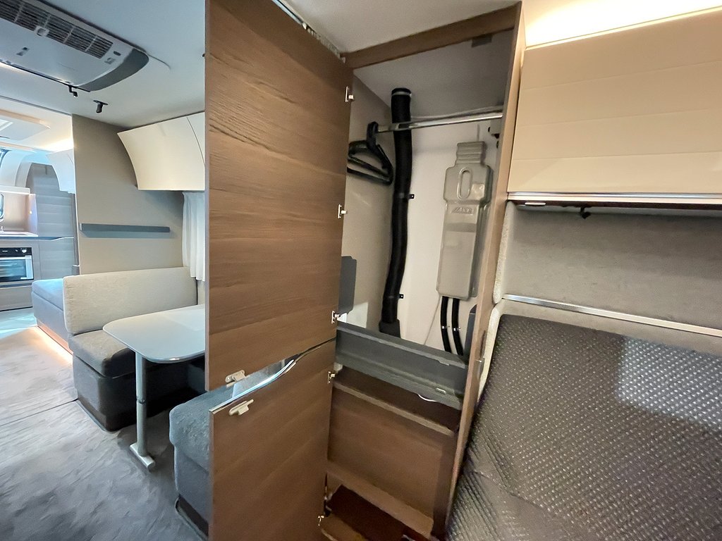 Adria Alpina 903 HT / AC / Barnkammare / ALDE / Markis-tält - Adria