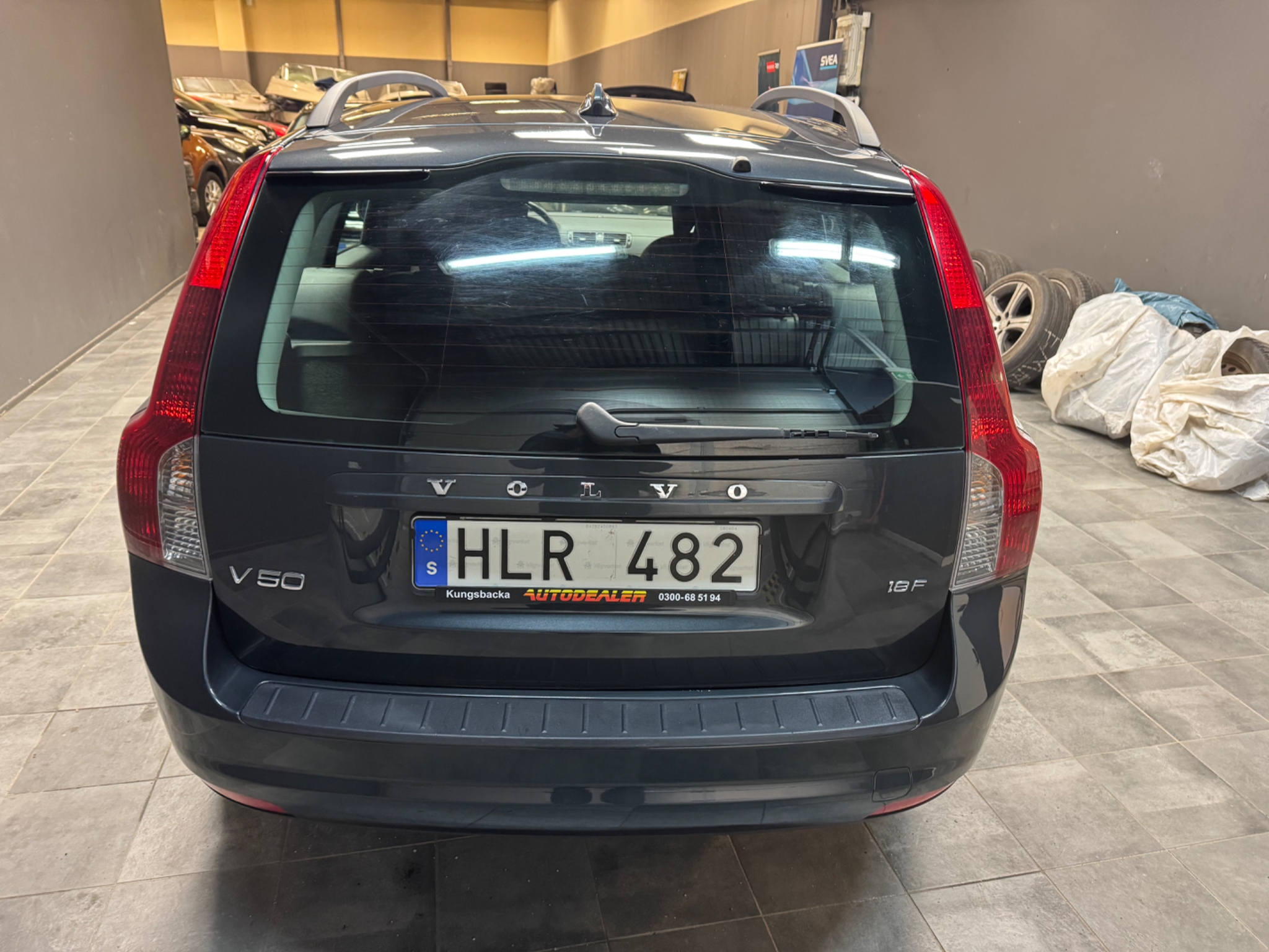 Volvo V50 1.8 Flexifuel Kinetic 125HK 2009, kuva 3/37