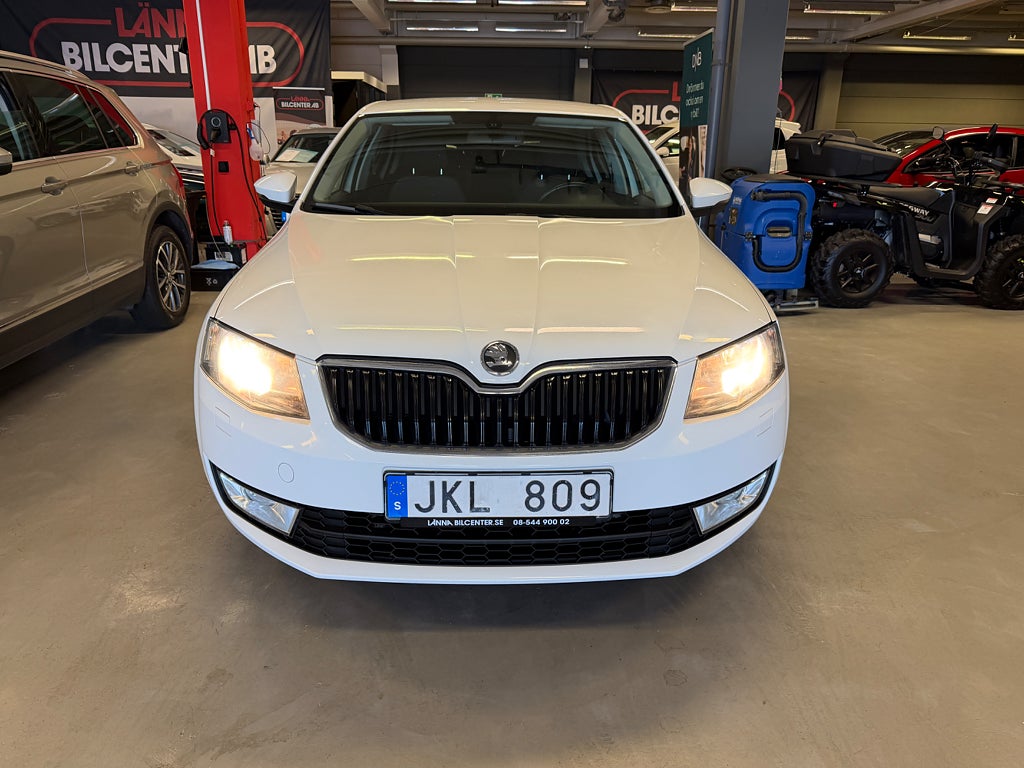 Skoda Octavia 2013 - miniatyr 3