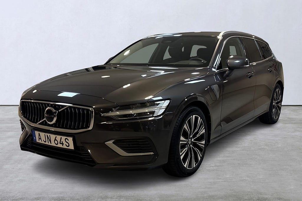 Volvo V60 Recharge T6 Core Edition