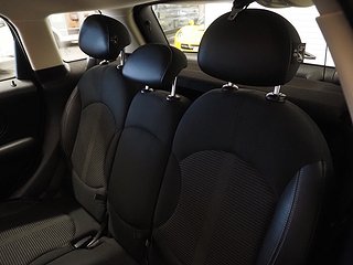 Halvkombi MINI Countryman 11 av 18