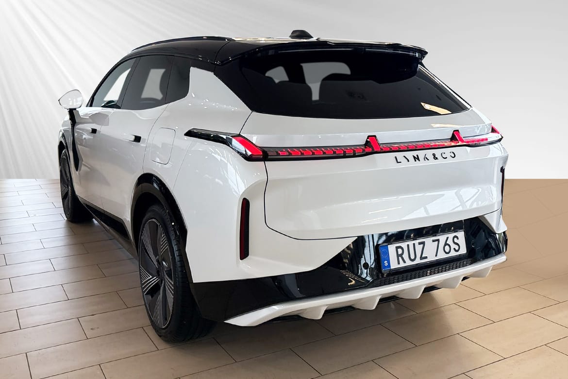 Lynk & Co 08 More PHEV 2025, bild 3/10