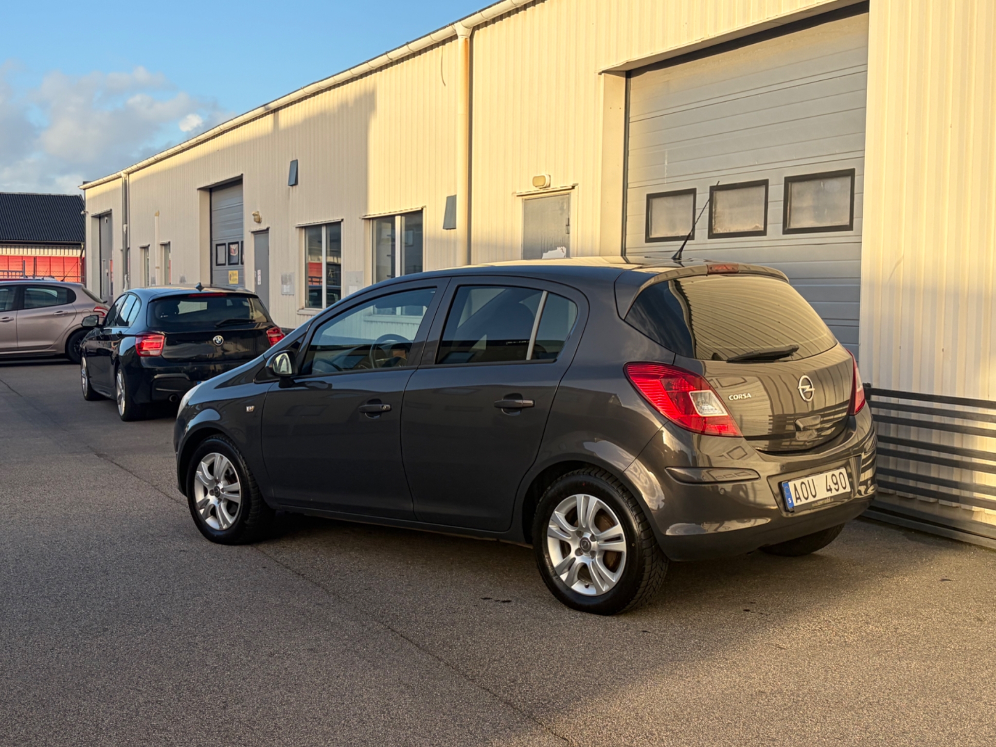 Opel Corsa Enjoy 2013, bild 3/10