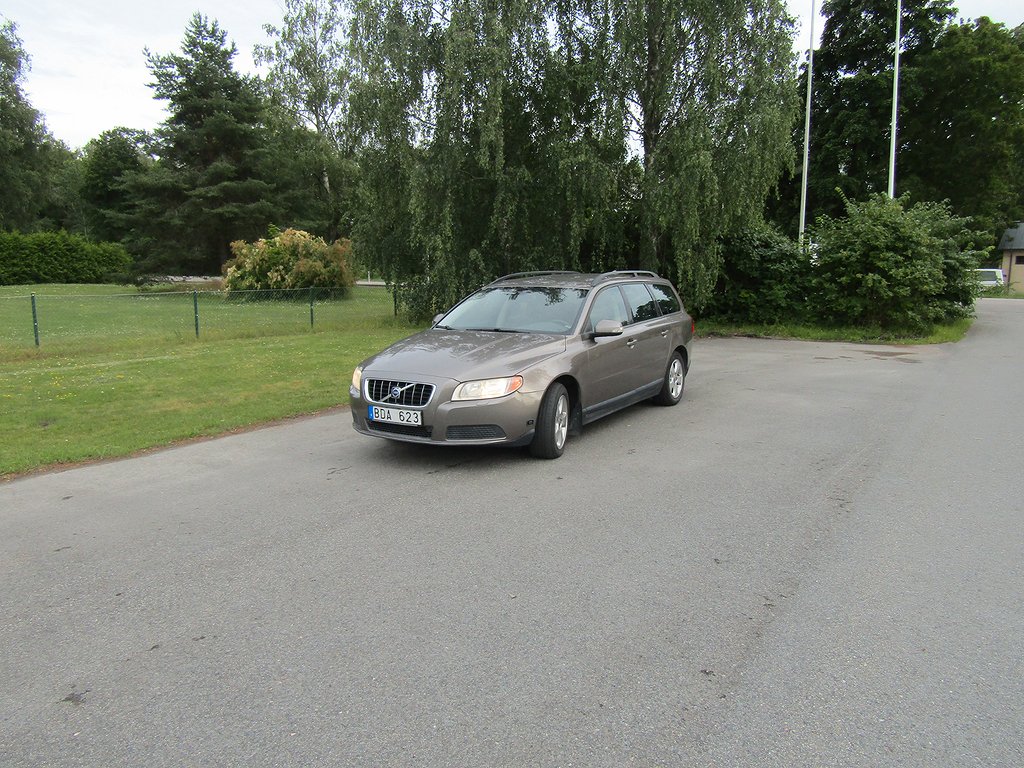 Volvo V70 2.0 Kinetic Drag