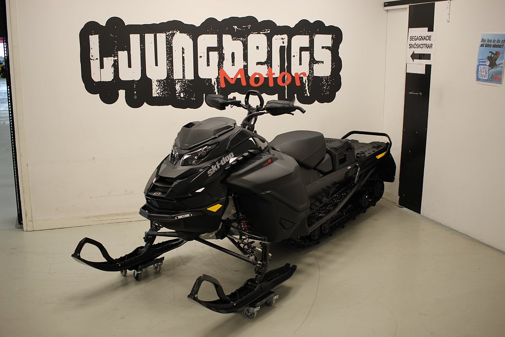 Ski-Doo Expedition Xtreme 900 ACE Turbo R 154" 2026 *KÖP NU 