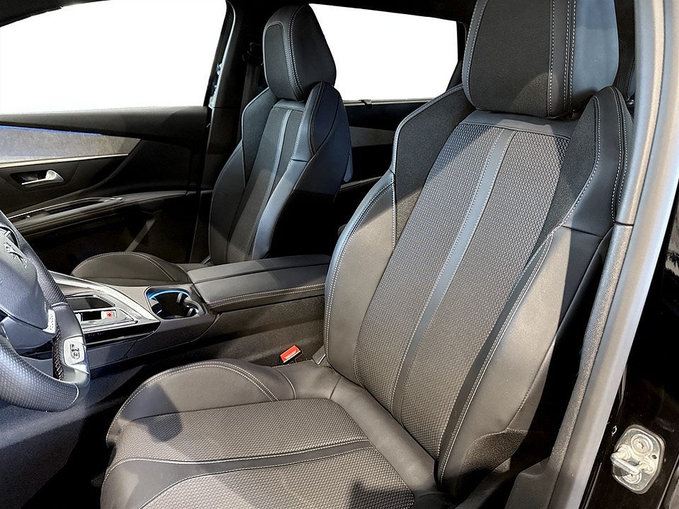 Bild på Peugeot 5008 GT 1.2 PT 130hk Aut - 7-SITS, DRAG