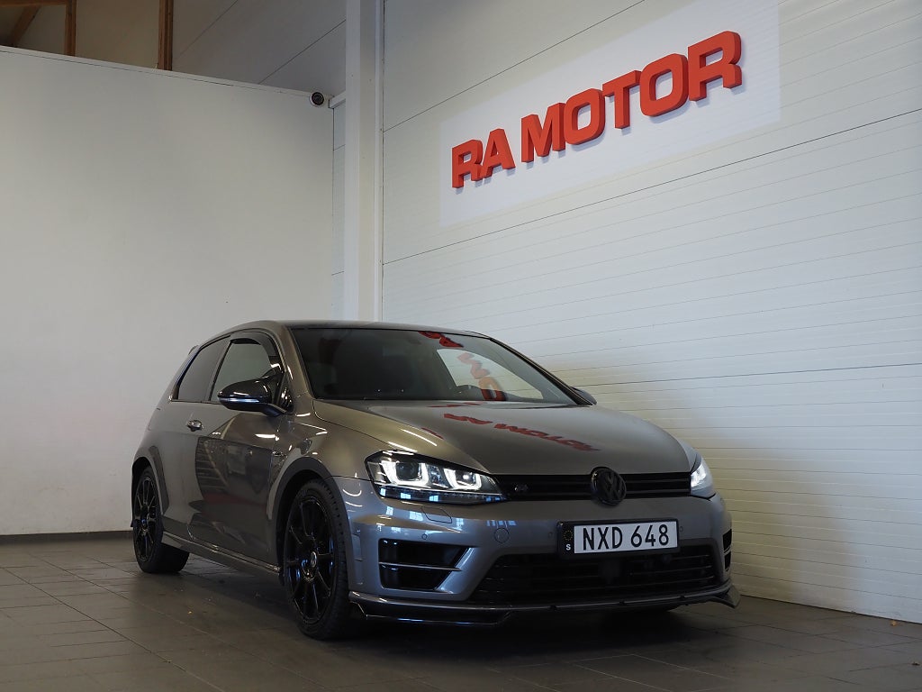 Volkswagen Golf I 3-dörrars R 2.0 TSI 300hk 4Motion Manuell | Dynaudio |