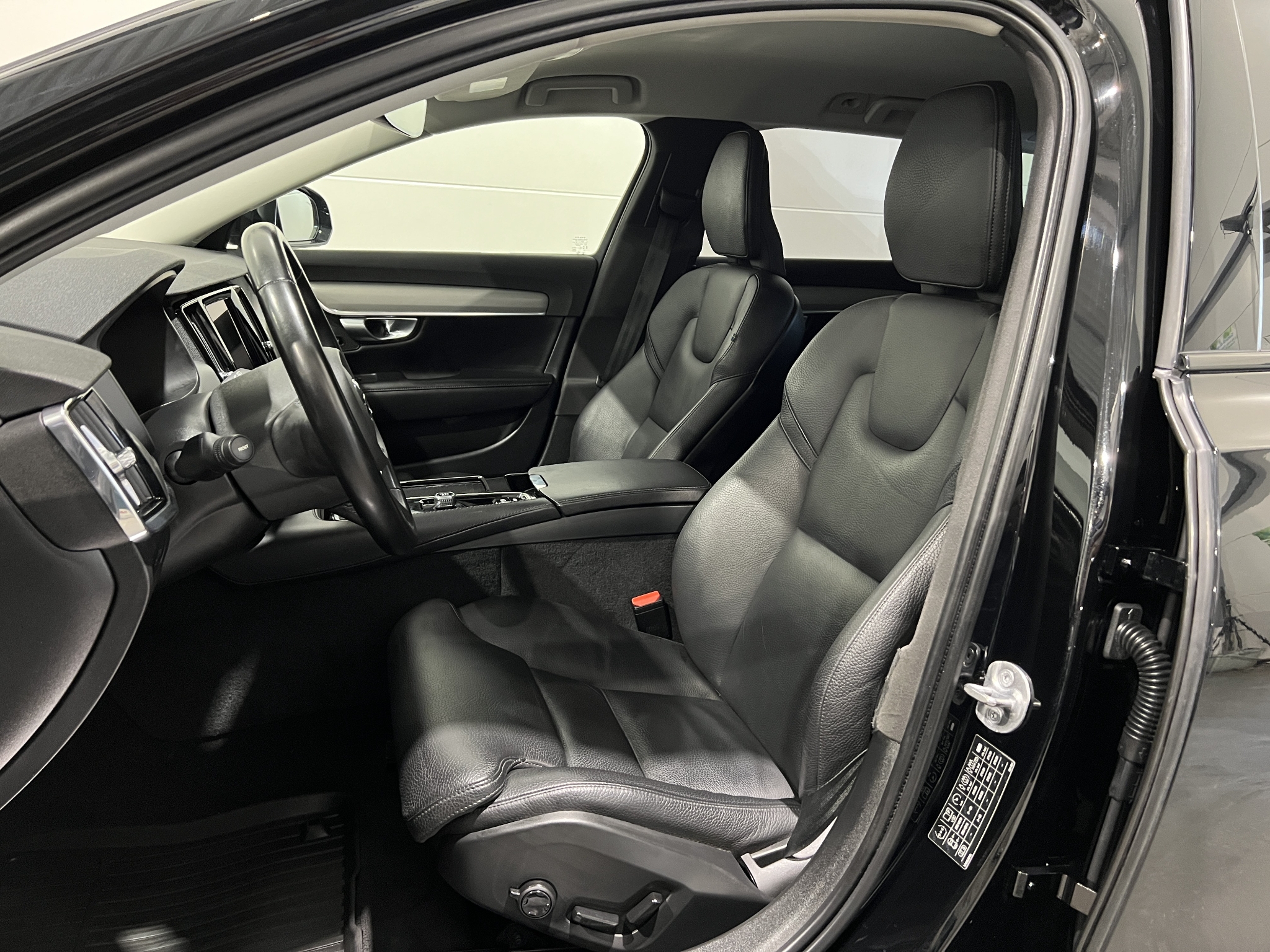 Volvo V90 2023, bild 7/56