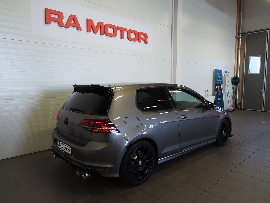 Volkswagen Golf 3-dörrars R 2.0 TSI 300hk 4Motion Manuell | Dynaudio | 2016