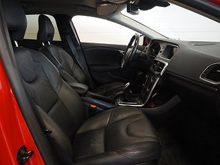 Halvkombi Volvo V40 15 av 23