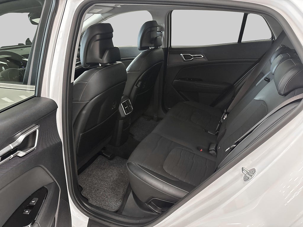 Kia Sportage 2023 - miniatyr 9