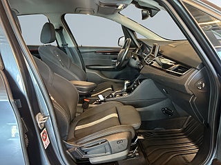 BMW 220D xDrive Active Tourer MoK/Psens/Drag – bild 10