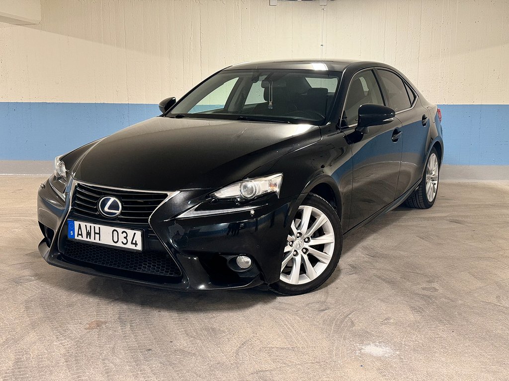 Lexus IS 300h 2.5 CVT Executive Euro6 Nyser-Vattenpump,220Hk