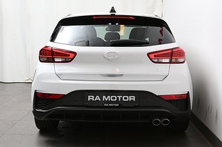 Halvkombi Hyundai i30 9 av 24