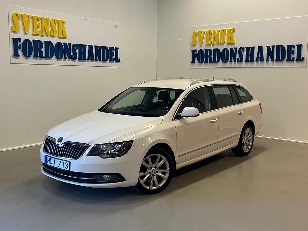 Skoda Superb Kombi 2.0 TDI Ambition Automat Dragkrok Navi Pdc 