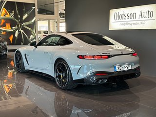 Sedan Mercedes-Benz AMG GT 3 av 21