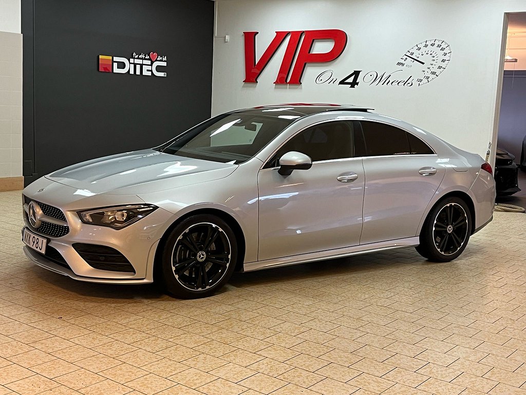 Mercedes-Benz CLA 200 7G-DCT Navi Panorama AMG Sport