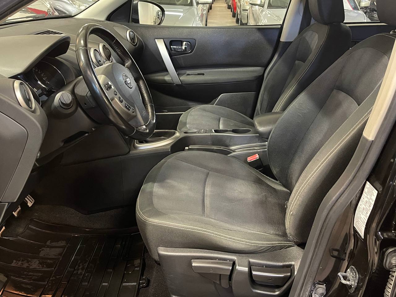 Nissan Qashqai 1.6 2011, bild 6/38