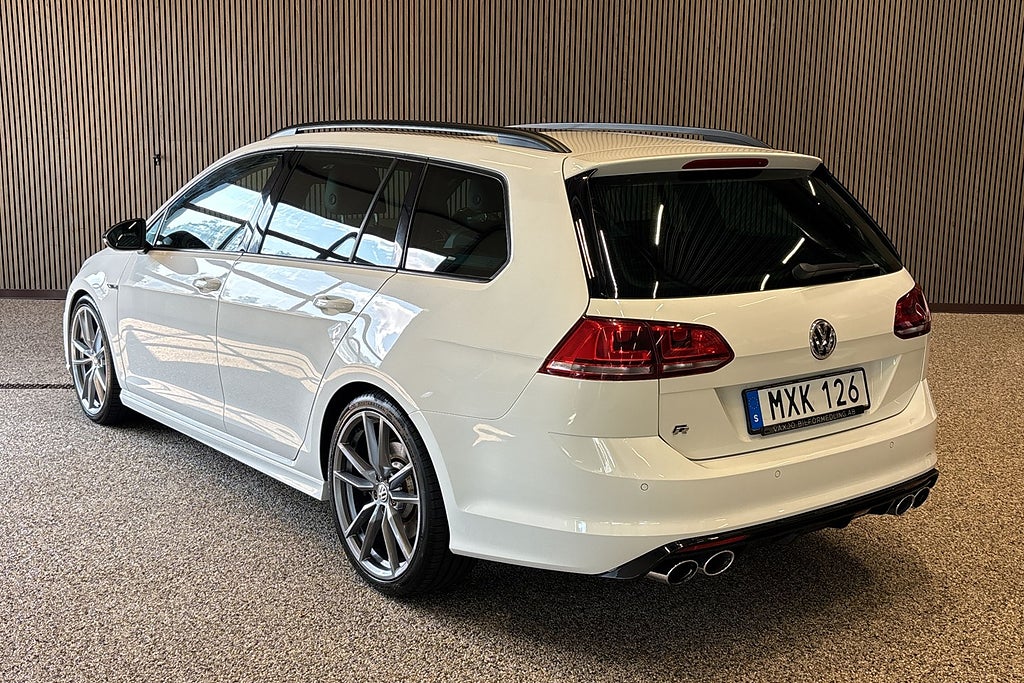 Volkswagen Golf Sportscombi R 2.0 TSI BMT 4Motion R