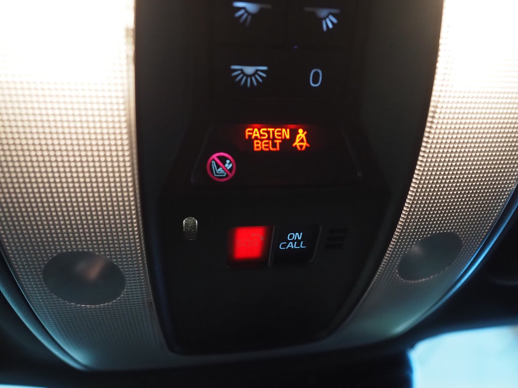 Volvo XC60 D4 Geartronic 190hk Classic Momentum Navi D-Värm M-Värm 2017