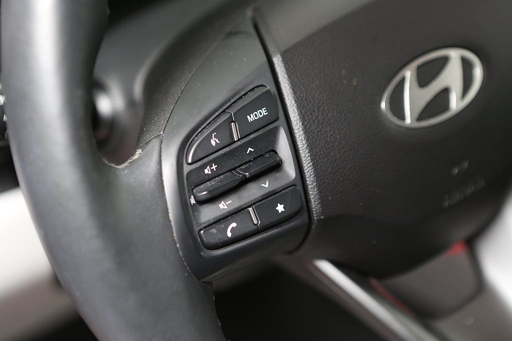 Hyundai i10 1,0 blue AMT Advanced Aut Kamera CarPlay 2024