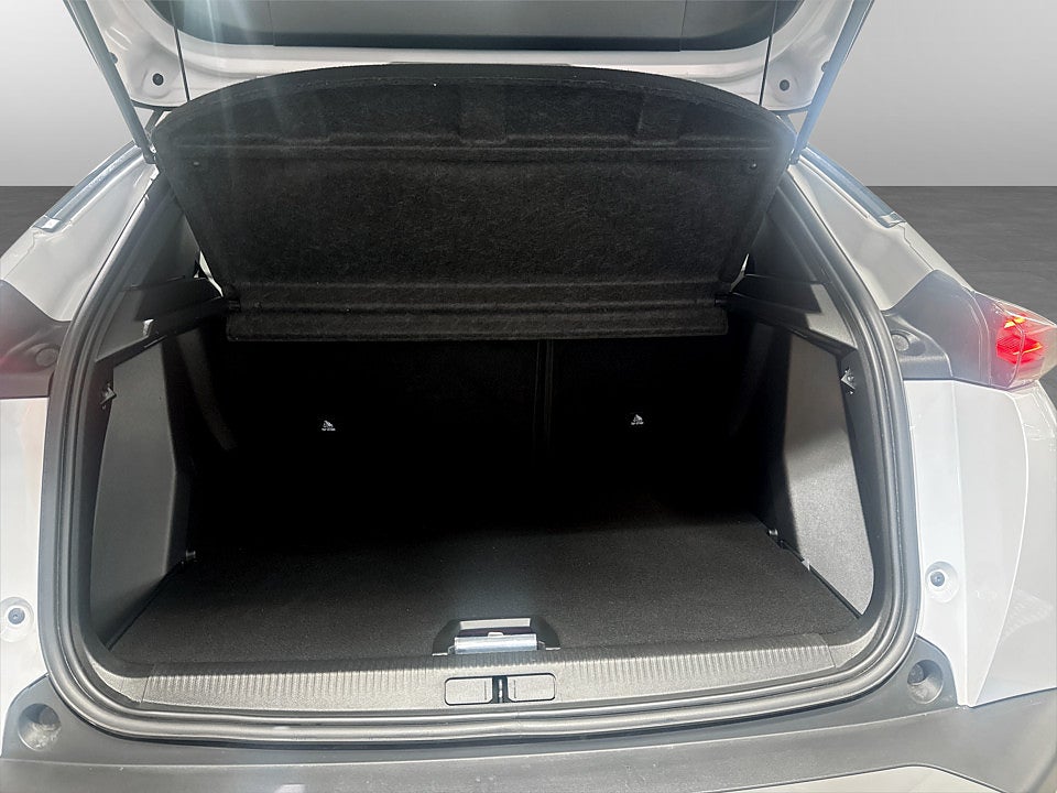 Bild på Peugeot 2008 GT 1.2 PT 130hk Aut B-KAMERA CARPLAY