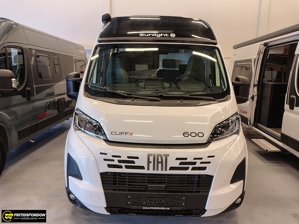 Sunlight Cliff 600 X Adventure Edition (Fiat)