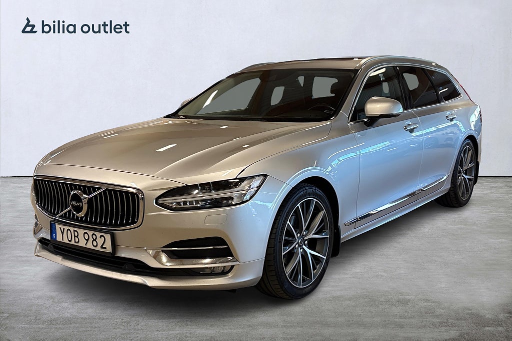 Volvo V90 D4 AWD Inscription / Panorama / Head-Up / Harman Kardon