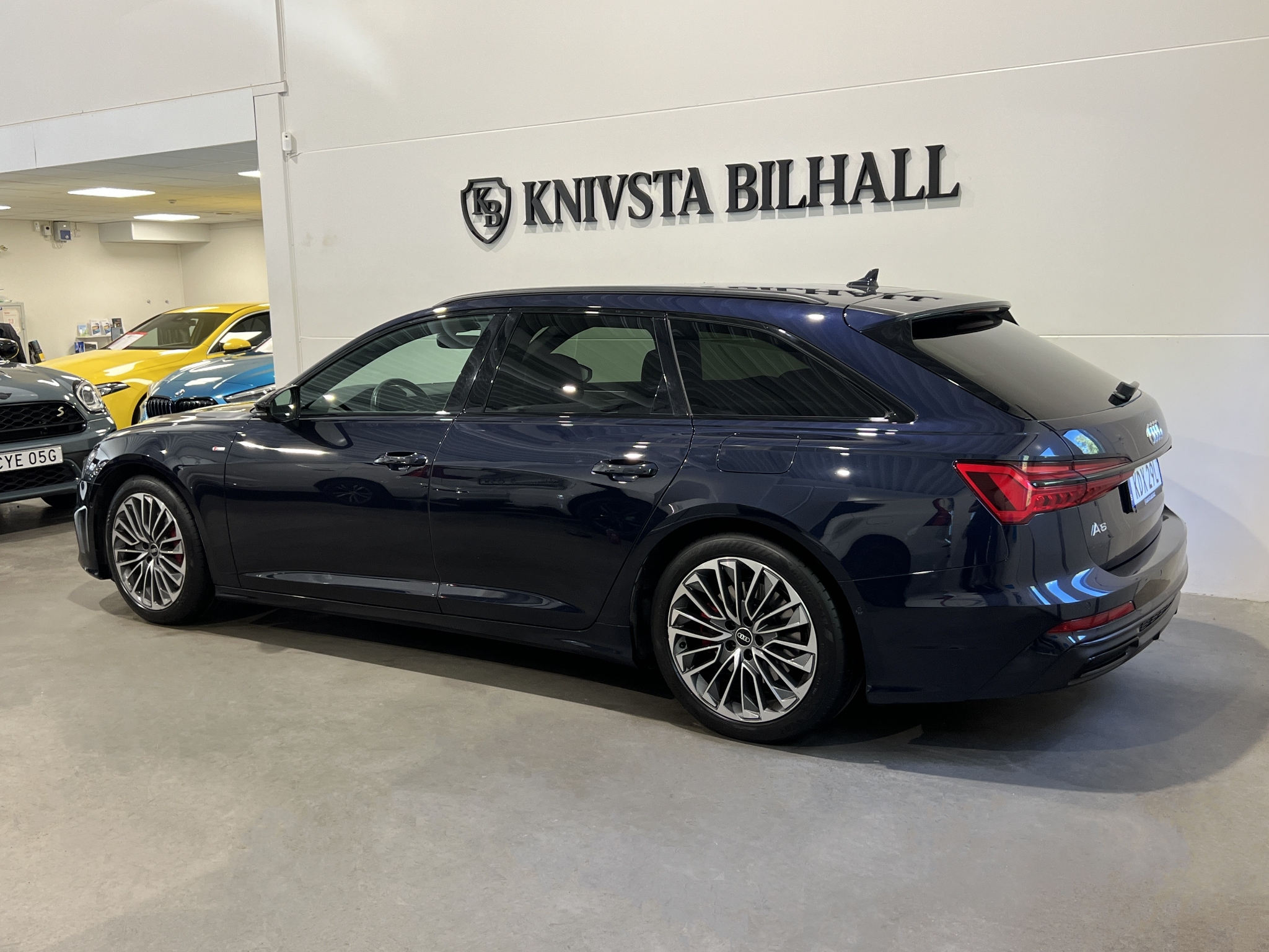 Audi A6 2021, bild 2/10