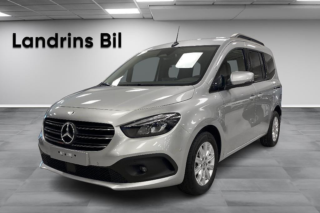 Mercedes-Benz T 180 d / Lagerbil