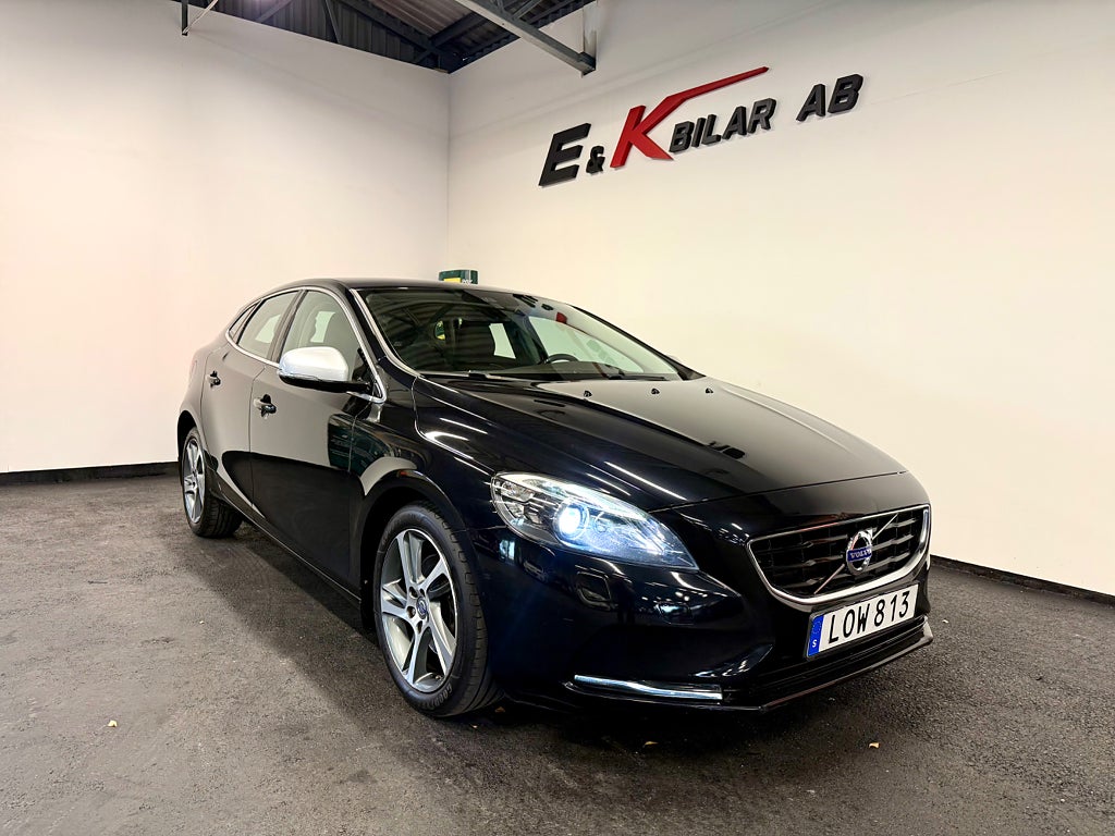 Volvo V40 D2 Automat  Your Momentum hel skinn  (8100mil(