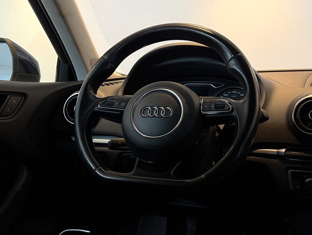 Audi A3 Sportback 2.0 TDI quattro AMBITION MOTORVÄRMARE DRAG