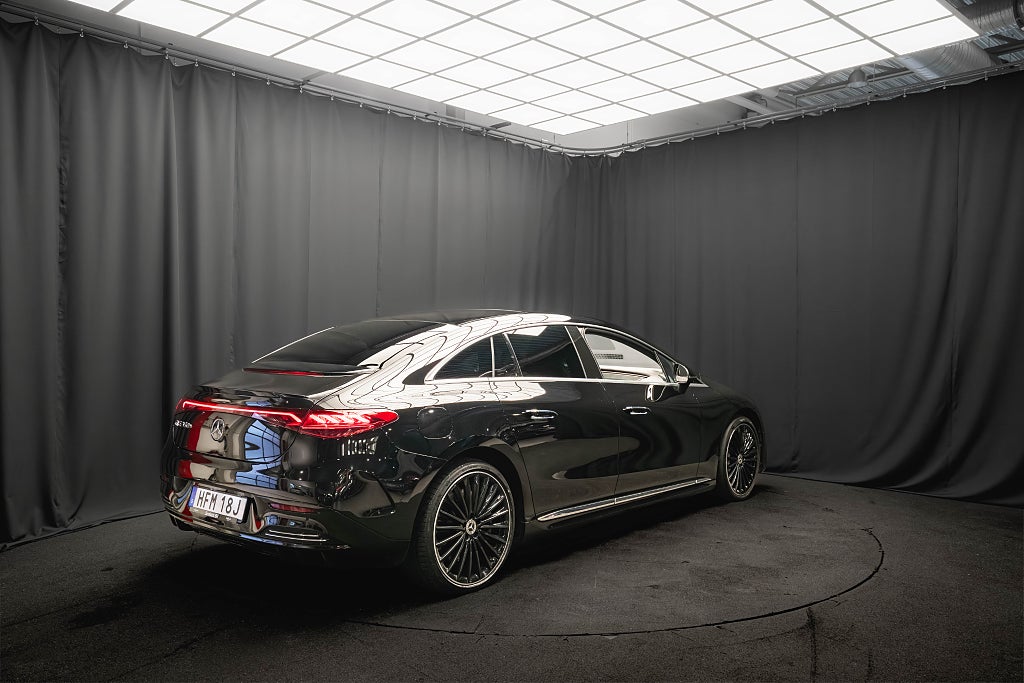 Mercedes-Benz EQE 350+ AMG PANO LUFT 21' BUR BAKAXELSTYRNING DRAG MOMS