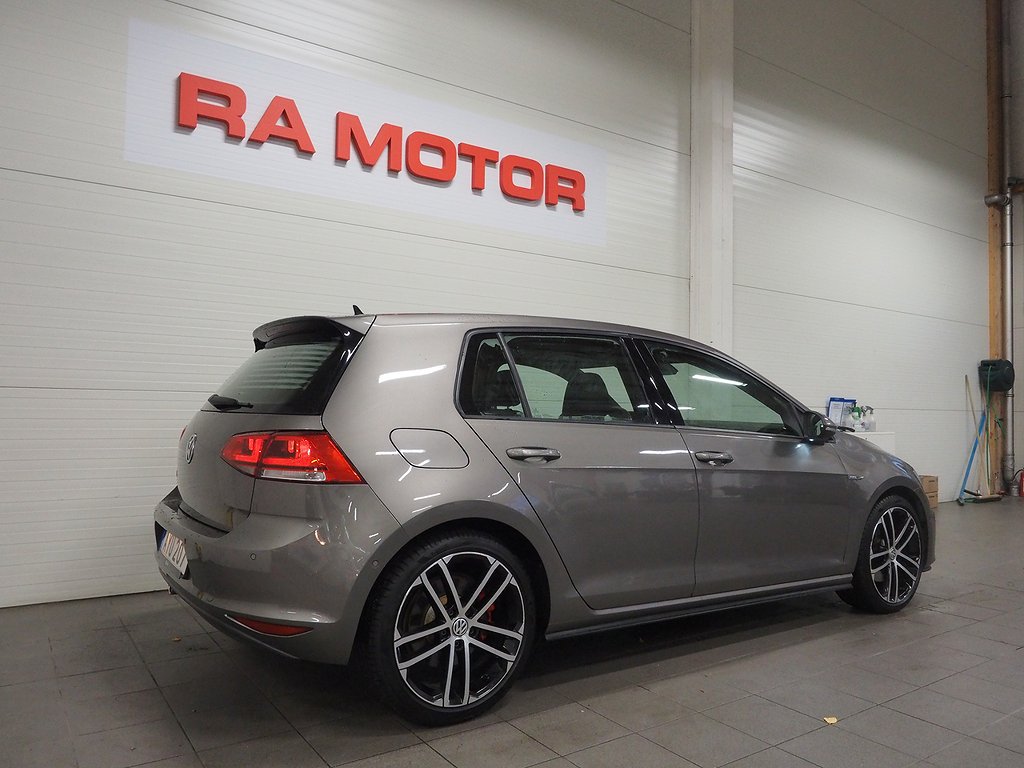 Volkswagen Golf GTD 184hk DSG | Pluspaket | D-värm | B-kam | 2015