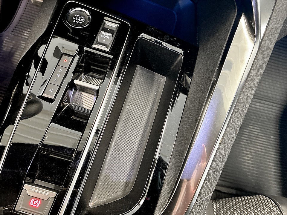Bild på Peugeot 5008 GT 1.2 PT 130hk Aut 7-SITS B-KAMERA NAVI 