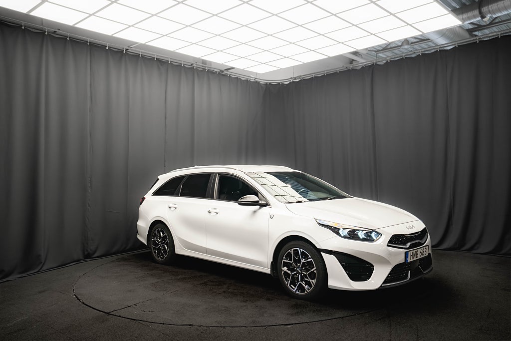 Kia Ceed 1.5 T-GDI GT-Line KAMERA ADAPTIV-FART KEYLESS