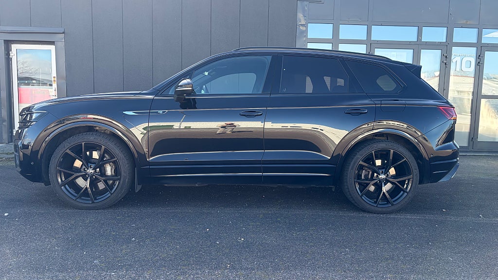 Volkswagen Touareg R eHybrid 3.0 V6 4-motion|Avdragbar moms|Lågmil|1Ägare