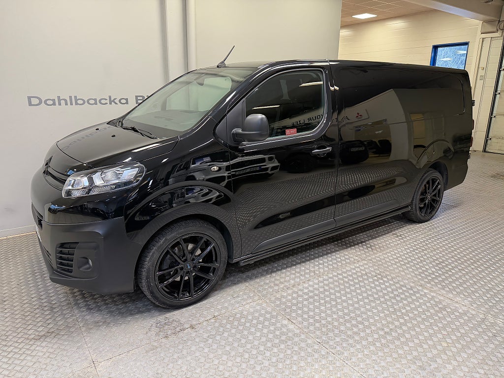 Citroën Jumpy Van 2.0 BlueHDi 145hk L3 / ALL BLACK / LEASEBAR