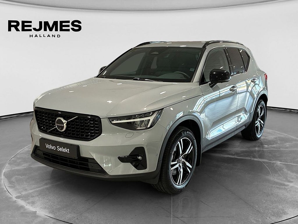 Volvo XC40 B3 FWD Bensin Plus Dark