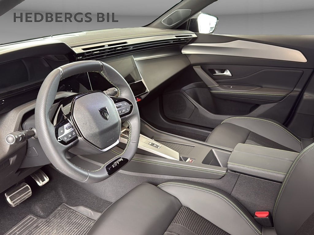 Peugeot 408 GT Hybrid 145 hk thumbnail