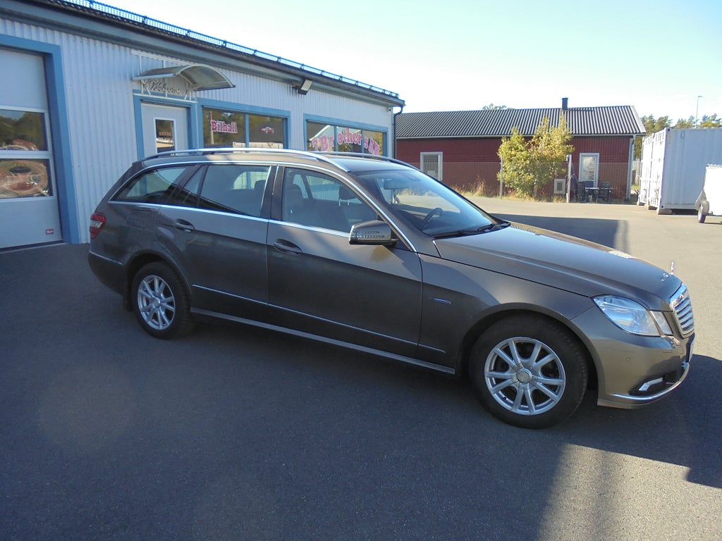 Mercedes-Benz E 220 T CDI BlueEFFICIENCY 5G-Tronic Elegance Line Euro 5
