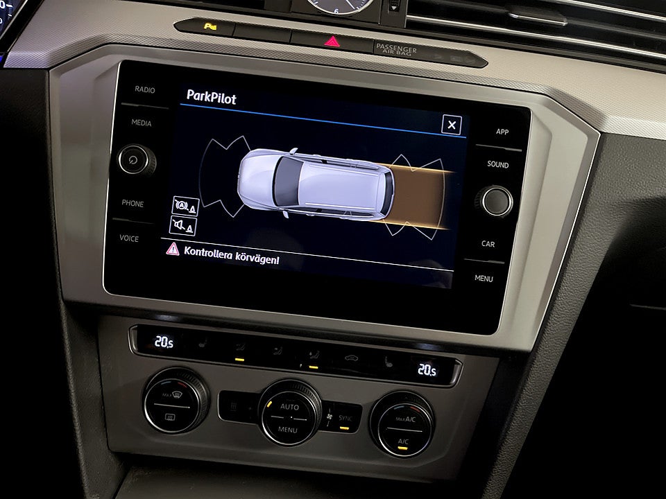 Bild på Volkswagen Passat Sportcombi 1.5 TSI 150hk Aut VÄRMARE V-HJUL