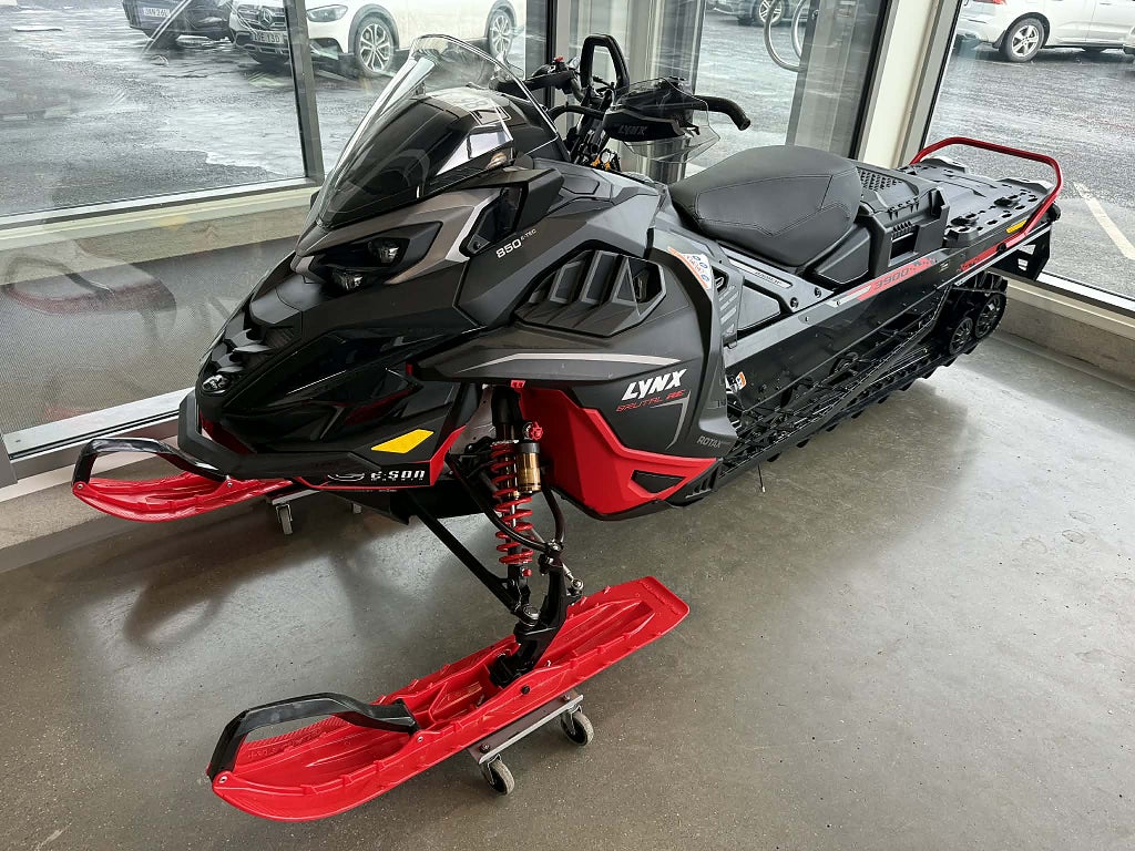 Lynx Brutal RE 500mm 850 E-TEC 60mm 10.25" Display MOMS