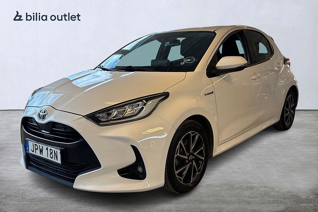 Toyota Yaris Hybrid CVT Active Plus B-Kamera Ad.Farthållare 116hk